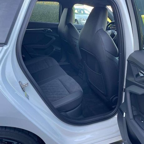 533531091_122119850312953010_1480749553356989173_n